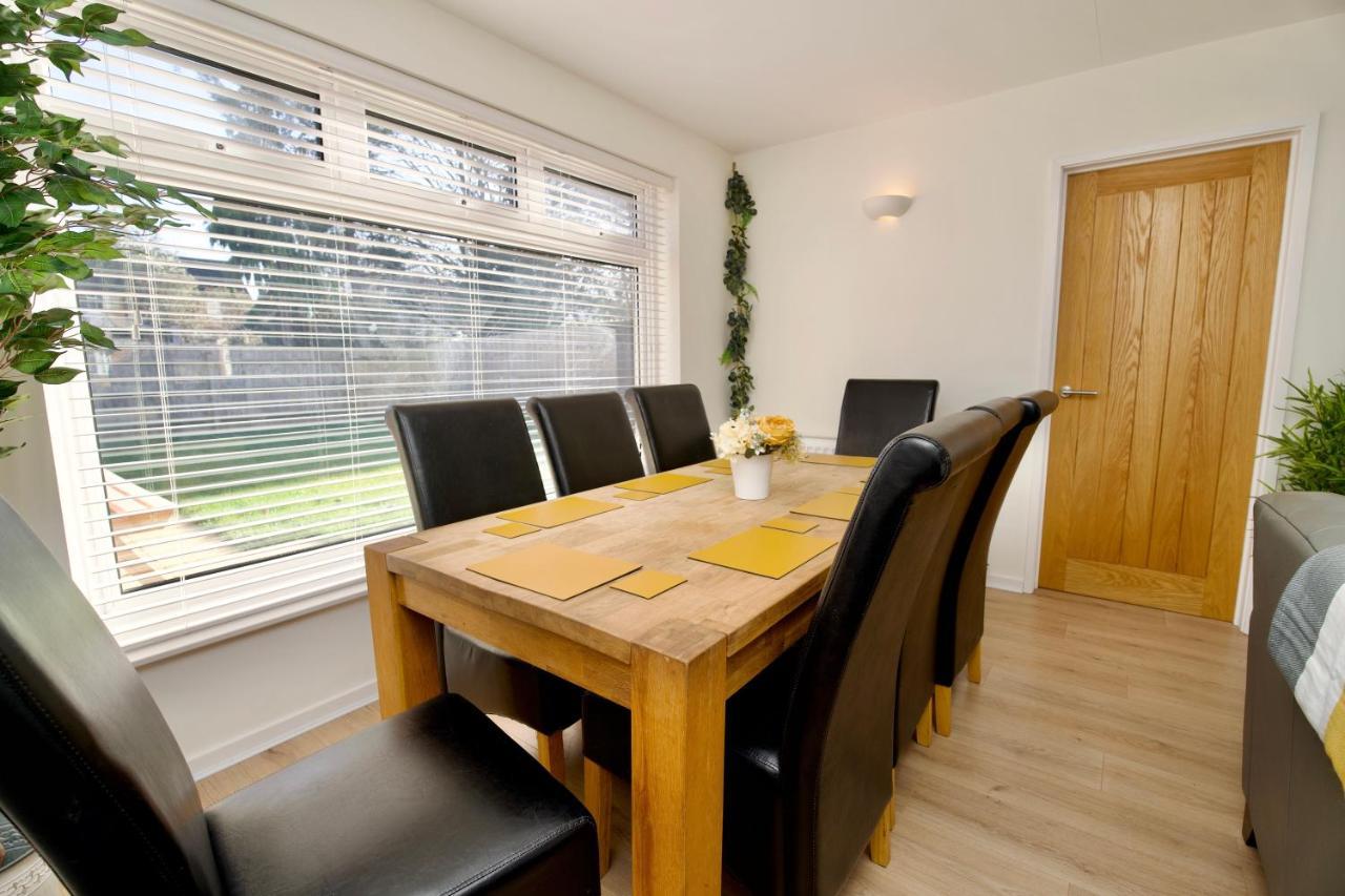 Dashing 4Bed Retreat - Walk To Stratford Town Centre & Shakespeare'S Birthplace Villa Luaran gambar